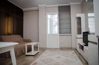 Апартаменты Двушка в Шахристане с видом на речку Алматы Апартаменты с 1 спальней-7